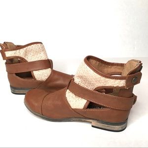 XOXO Barr Motto Strap Buckle Ankle Booties